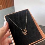 پلاک طلا هلو کیتی