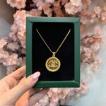 پلاک طلا شنل برجسته