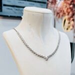 گردنبند طلا سفید ساکورا