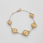 دستبند طلا ونکلیف تراش پنچ گل